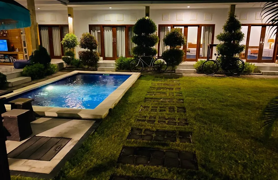 Villa Pintu Biru-1